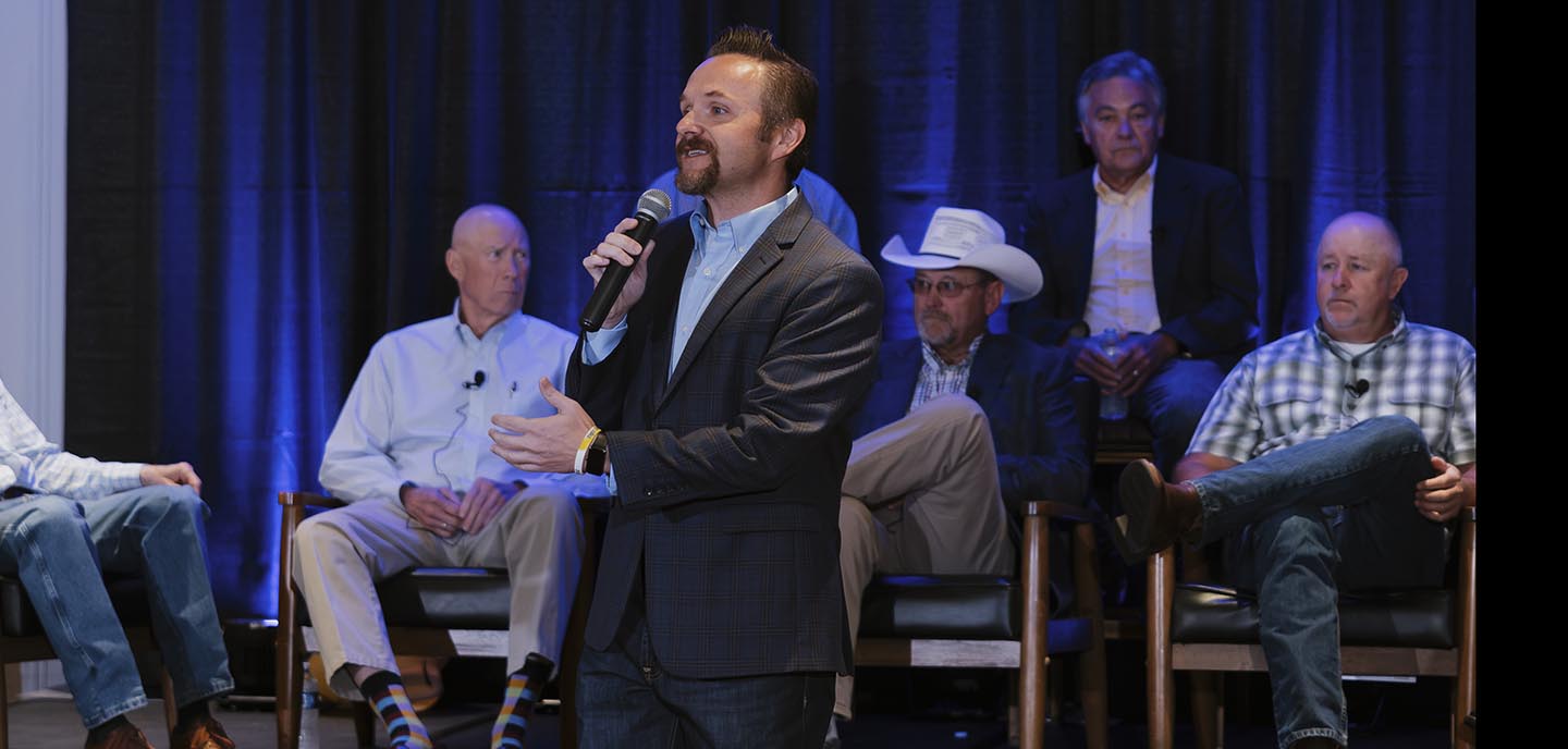 Dr. Jon DeClerck addresses the audience Image